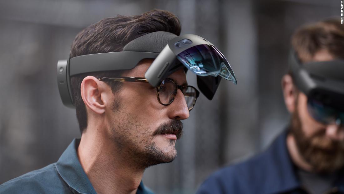 Product: The Latest Wearable Technology Trends For Construction - WellDone Inc.